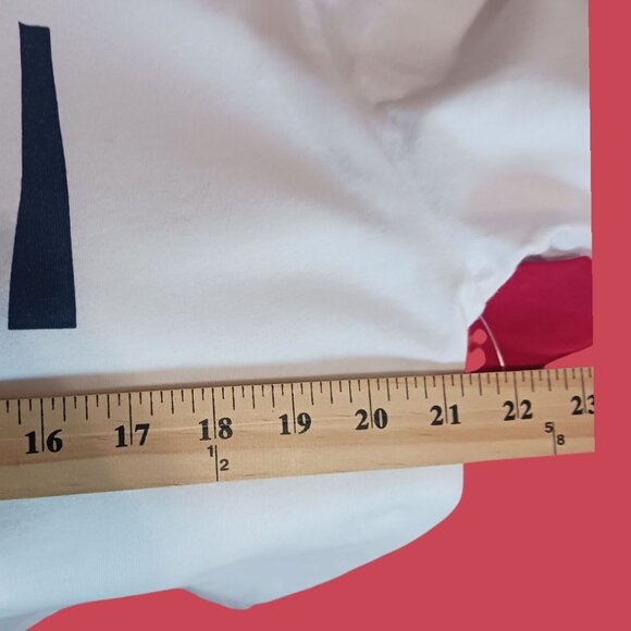 Shanghai Disney Resort T-Shirt With Skyline & Castle Design wht/blue/gold XLarge - Picture 6 of 15